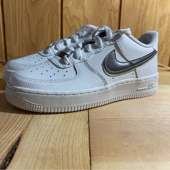 Nike Air Force 1 LV8 GS Size 5Y/6.5 Women’s Sneaker DH9595 001 White Off Noir - Picture 1 of 6